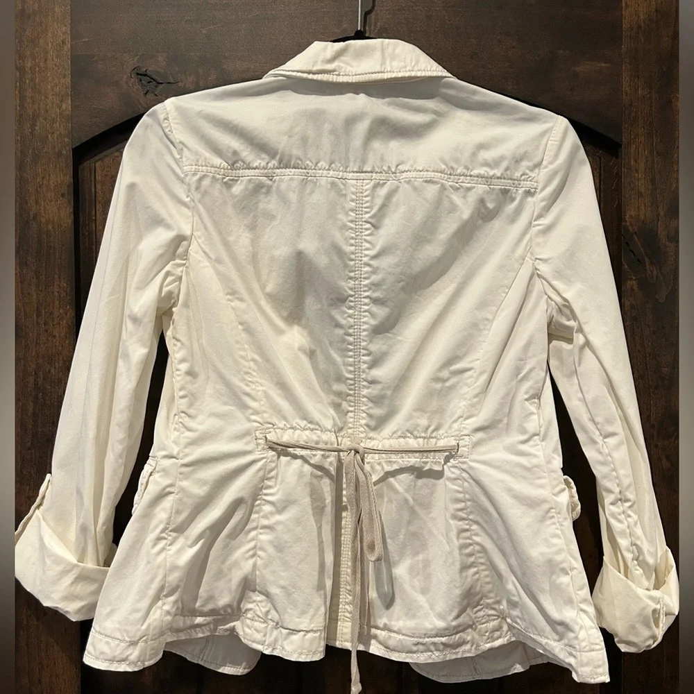Eddie Bauer White Jacket - size M - Picture 2 of 3